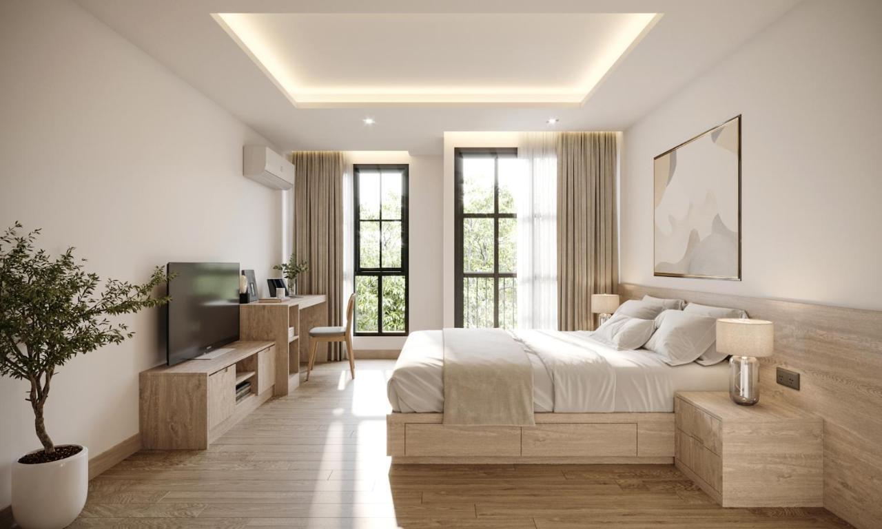 Leon Lasalle Hotel And Residences Bangkok Extérieur photo
